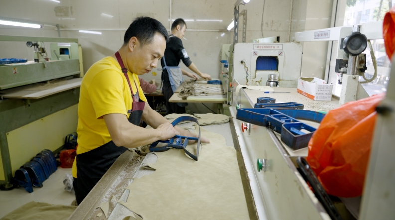 拼多多推出“千億扶持”，趙佳臻：商家高質量發展的成本與風險平臺來擔